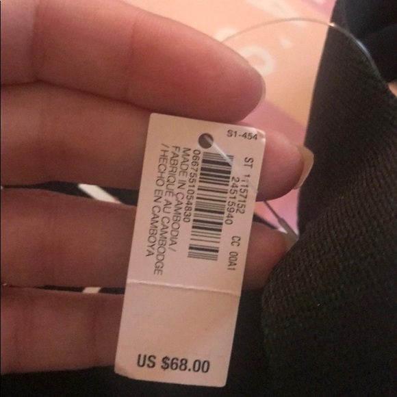 ❌VS Weekender ❌Tote 👜NWT - Picture 3 of 5